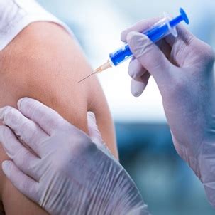De acordo com o regulamento sanitário internacional, os países têm direito de exigir um certificado de vacinação aos viajantes provenientes de áreas com alto risco de febre amarela. AMRIGS - Notícias - Emissão do Certificado Internacional ...