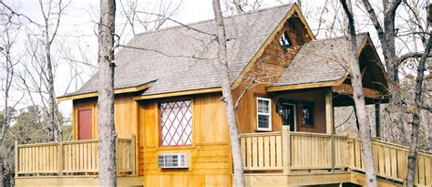 These luxurious cottages are designed and built by the owner! Eureka Springs Treehouses | Treehouse cottages, Tree house ...