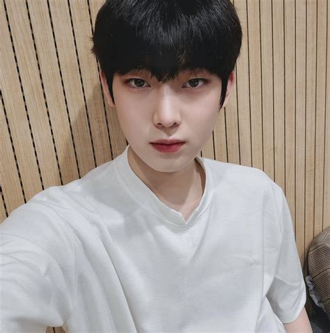 I'm more excited to their selca since sunghoon said that he'll take selca with sunoo and post it later #enhypen #sunghoon #sunoo. ENHYPEN debut D-day: sunoo appreciation | Page 2 | allkpop ...