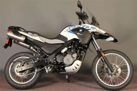 The g 310 r is a 2 seater sport and has a length of 2005 mm the width dual exhaust. 2013 BMW G 650 GS Sertao Dual Sport for sale on 2040-motos