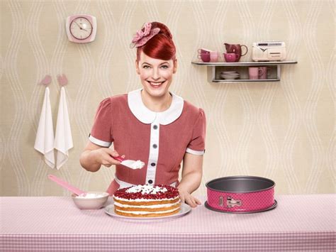Neben seinem großartigen geschmack überzeugt er auf dem teller auch durch seine tolle farbe. Kaiser_Backen_mit_Enie_Springform_PR | Enie backt, Backen ...
