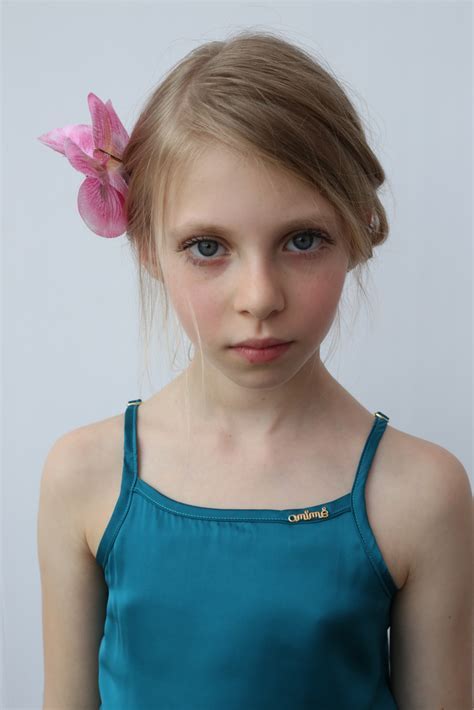 54 members 66 watchers 10,257 pageviews. Prime Tween Pokies Buds Foto