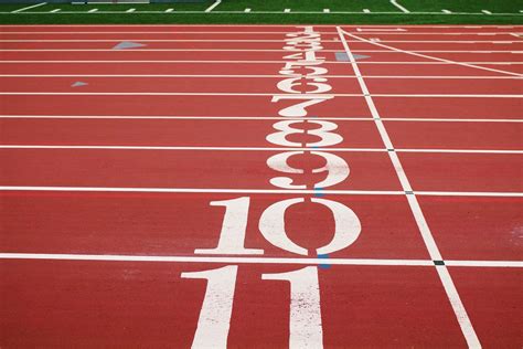 Lorene bazolo viria também a triunfar nos 200 metros, depois de, na final, perder os 100 metros com o mesmo tempo da cubana arialis gandula, do benfica, ainda que com o vento forte demais para. Lorene Bazolo confirmed for the European indoor track in the 60 meters - ineews the best news