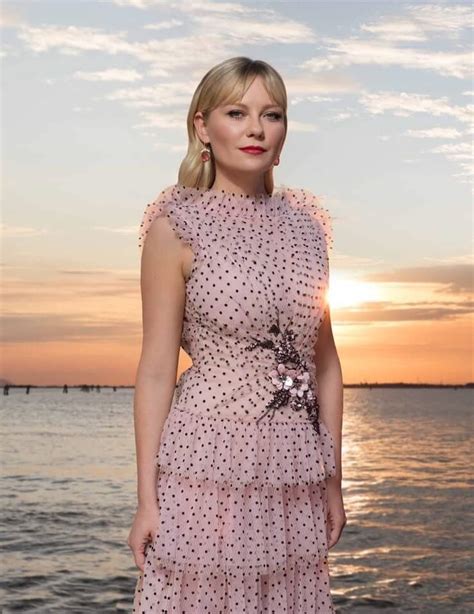 Kirsten dunst unofficial fan page. 49 Hottest Kirsten Dunst Huge Butt Photos Will Make You Need Her Now - eroqq