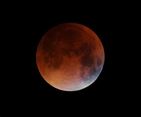 สุริยุปราคา (solar eclipse) หรือสุริยคราส เป็นปรากฏการณ์ธรรมชาติ. ดวงจันทร์สีเลือด จันทรุปราคายาวนานที่สุดในรอบร้อยปี ที่จะ ...