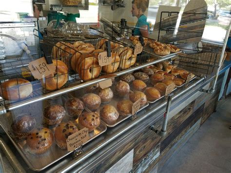 Although bears are hungry, most trees and shrubs won't leaf for. Bear's Food Shack (Delray Beach) | Jeff Eats