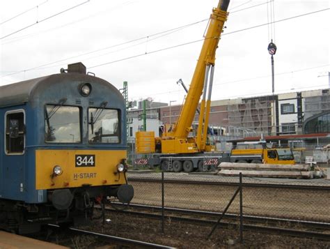 Az alul látható cégek kínálatából fogjuk neked kiválasztani a számodra. Autódaruk a KÖKI Terminálnál - Tupolev képei - Mobildaru Blog