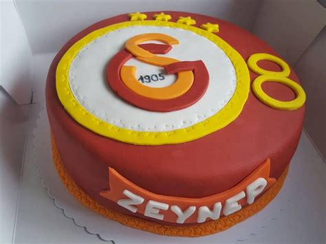 Diese galerie enth lt galatasaray kuchen bilder ,galatasaray kuchen bilder und galatasaray kuchen fotos. Galatasaray Pastasi / Torte ♥ Facebook Seite: https://www ...