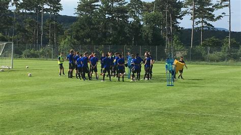 Vinningshafar sendi póst á manutd@manutd.is fyrir 1. Man Utd announce Academy deals for two U23s and five U18s ...