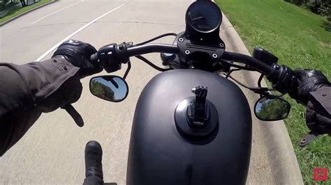 Two fingers on the clutch. How to turn a motorcycle: Beginners experience - YouTube