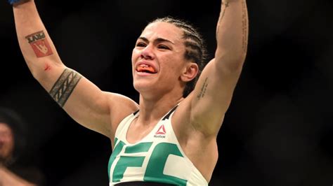 View complete tapology profile, bio, rankings, photos. Jessica Andrade tar ett jättekliv i stråviktsrankingen