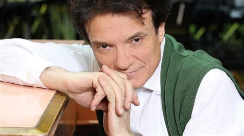 Massimo ranieri (born giovanni calone, 3 may 1951) is an italian singer, actor, television presenter and director. Массимо Раньери (Massimo Ranieri): участник Евровидения ...
