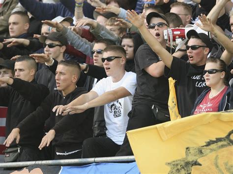 Runde des kreispokal die höherklassige zweite. Hitlergruß-Skandal: Lok Leipzig entlässt Trainer