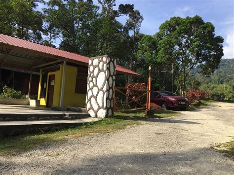 Kakak pegi tengok pertadingan nasyid. Air Terjun Lepoh, Hulu Langat