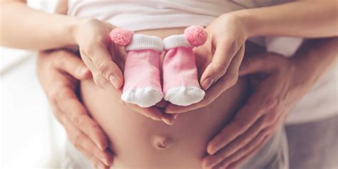 Jika anda mengandung anak perempuan, berikut ialah tanda hamil anak perempuan: Ciri-ciri Hamil Anak Perempuan: Dari Ngidam Cokelat Hingga ...