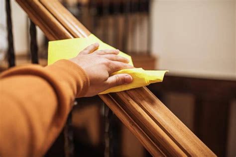Darüber hinaus ist es notwendig, den kabelsatz mit. Treppenhausreinigung: Regeln und Pflichten für Mieter