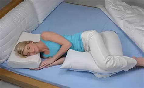 Aches and pains are not the only things we reap if we use the wrong pillows. Sleeping positions to ease lower back pain - Wellness Clues