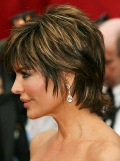 Coupe cheveux courts femme 65 ans 2015. Coiffure courte femme 65 ans | Coiffure courte, Cheveux courts femme 50 ans, Coupe de cheveux