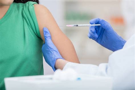 Für den kombinationsimpfstoff sind drei injektionen vorgesehen: Sommerurlaub 2018: Nicht ohne meine Hepatitis-A-Impfung ...