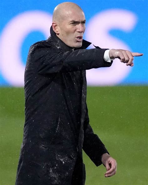 La buena relación con el vestuario ha sido una de las señas de identidad de zidane durante su etapa en el real madrid. Real Madrid stance on selling Ceballos and Odegaard to ...