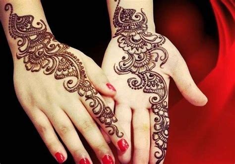 Contoh gambar henna simple atau biasa di kenal dengan istilah henna for fun. gambar henna telapak tangan | Mehndi designs, Henna tangan ...