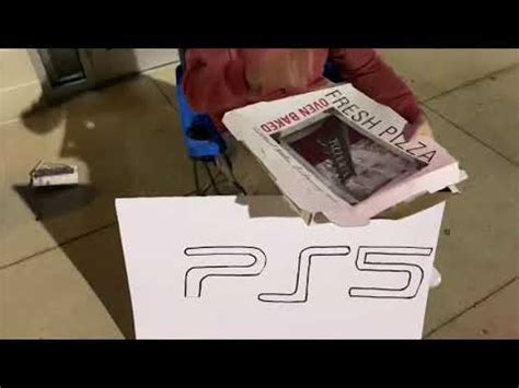 Du hast noch keine ps5™ ergattert und willst sofort informiert werden sobald die vorbestellungen wieder verfügbar sind? First In Line Camping Out All Night At GameStop To Pre ...
