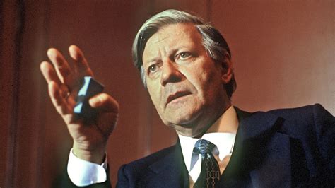 Der erste deutsche bundeskanzler war konrad adenauer. 27 HQ Photos Wann War Helmut Schmidt Bundeskanzler ...