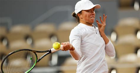 Iga świątek is a polish professional tennis player. French Open. Tyle za zwycięstwo w turnieju zarobiła Iga ...