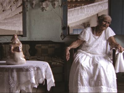 Apartamento em condomínio, construído em 1955, propriedade no estado de são paulo, bairro não informado. Semira Mostra Mulheres no cinema: Histórias, cantigas e ...