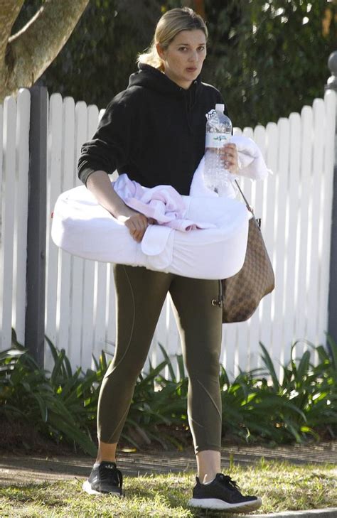 Nicole kidman leads celebrities moving to this nsw region. Karl Stefanovic's wife Jasmine visits family in Qld with ...