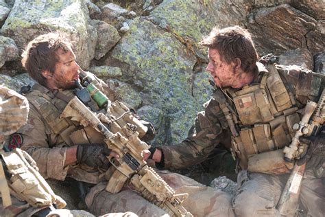 Lone survivor is a 2013 afghanistan war action drama directed by peter berg ( battleship ). A legjobb háborús filmek és sorozatok - Sorozatajánlók ...