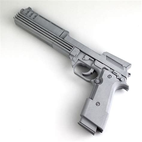 Brigadier broccoli macht es sich auf weichem armeematerial gemütlich. 820 best images about Firearms: Beretta M9 on Pinterest ...