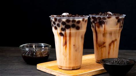 Bukan satu kedai, kini pelbagai kedai telah menjual air yang menjadi kegilaan ramai ini. Resep Bubble Tea - Resepedia