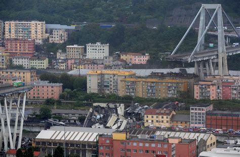 Emergency crews respond to italy. 10 images of 'apocalyptic' Genoa Bridge collapse