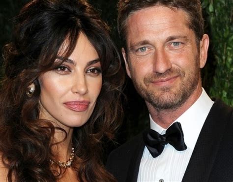 Et à sa nouvelle conquête ! De ce s-au despartit Madalina Ghenea si Gerard Butler? Vezi