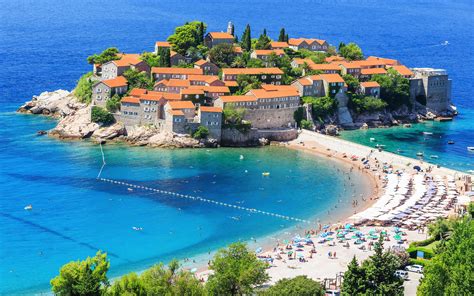 Met name het plaatsje budva is een. Bilder von Montenegro Resort Budva Strand Küste Städte ...