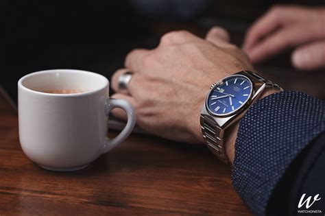 A smart and stylish automatic men's watch from the classics collection by frederique constant. Tested For You: The Frederique Constant Highlife Automatic ...