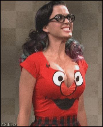 Katy perry cashed out white t shirt new official dollar bill kitty purry. Katy Perry Elmo Shirt - I've Never Seen Elmo So Happy ...