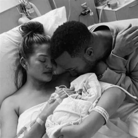 A variety of conditions can cause permanent or temporary hair loss, including hormonal changes due to pregnancy, childbirth, menopause and thyroid problems. "We are shocked" - Chrissy Teigen suffers pregnancy loss ...