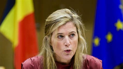 Adres, telefoonnummer, contacten, reactie, vacatures. Coronavirus: Annelies Verlinden plaide pour que «les ...