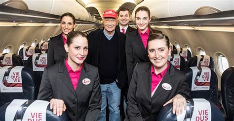We would also be happy to help you by email! Laudamotion - Das sind Laudas Pläne für Niki - Career.aero