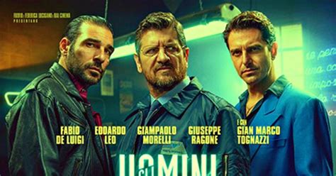 Ci trovi anche su facebook! Gli uomini d'oro, Fabio De Luigi criminale bravo e ...