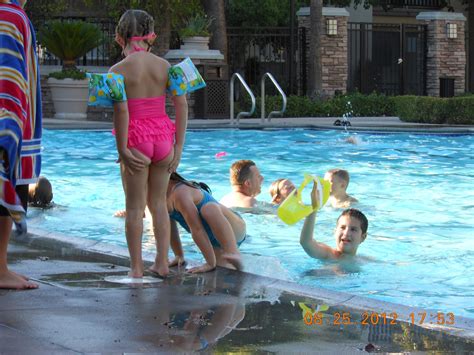 At familypoolfun.com, we think swimming is a great way to cool off and spend time with family. Lori Pori What's the Story?: Pool Party!