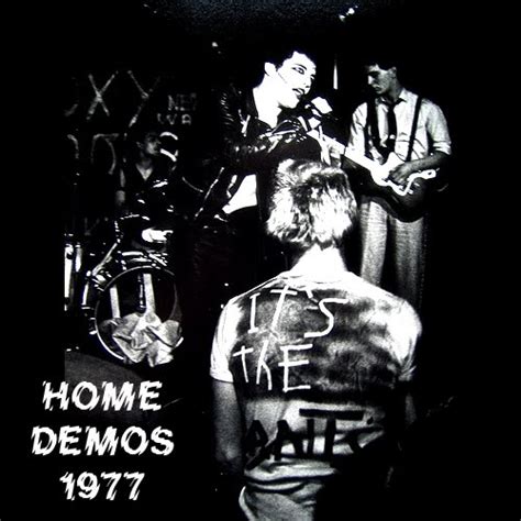 Aural Sculptors - The Stranglers Live: 20 From '77(15 ...