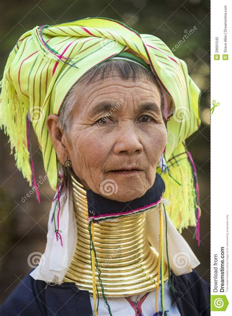 Lone women being seen off on. Padaung Woman - Myanmar (Burma) Editorial Image - Image of ...