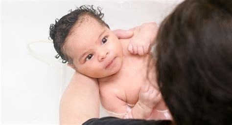 Many parents have the how to shower with baby question. When can I give my newborn a bath? - BabyCentre UK