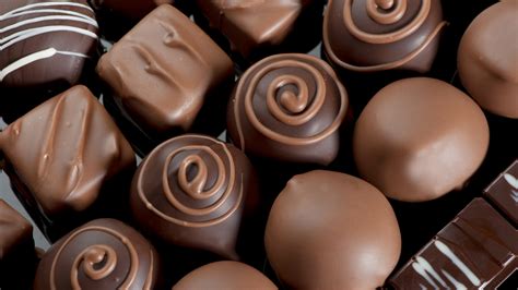Farmingdale store offers free delivery for chocolate molding kits • The ...