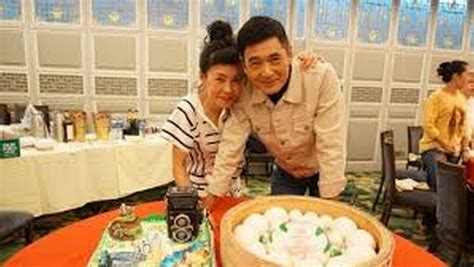 May 20, 2021 · hong kong — famous actor chow yun fat is not active on social media but he often appears on the social media accounts of fellow hong kong celebrities. Chow Yun Fat and wife: Married for over 30 years and ...