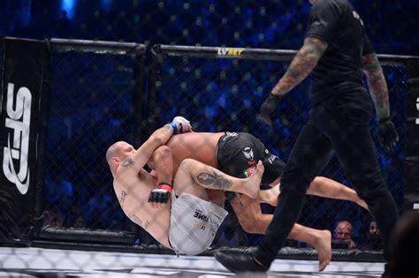 Podczas jubileuszowej gali norman parke skrzyżuje rękawice z kasjuszem życińskim (boks). Fame MMA 5 online. Komplet wyników walk na gali 26.10.2019 ...