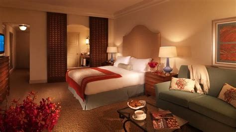 More places to stay in atlantic city Atlantis Bridge Suite Bedroom Designs. | Bedroom suite, 2 ...